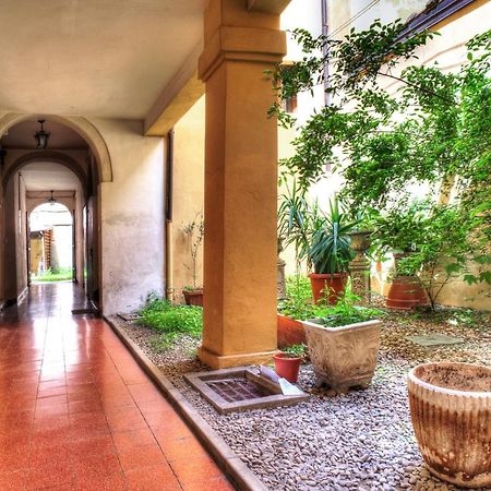 Bologna City Center Apartment By Wonderful Italy Kültér fotó